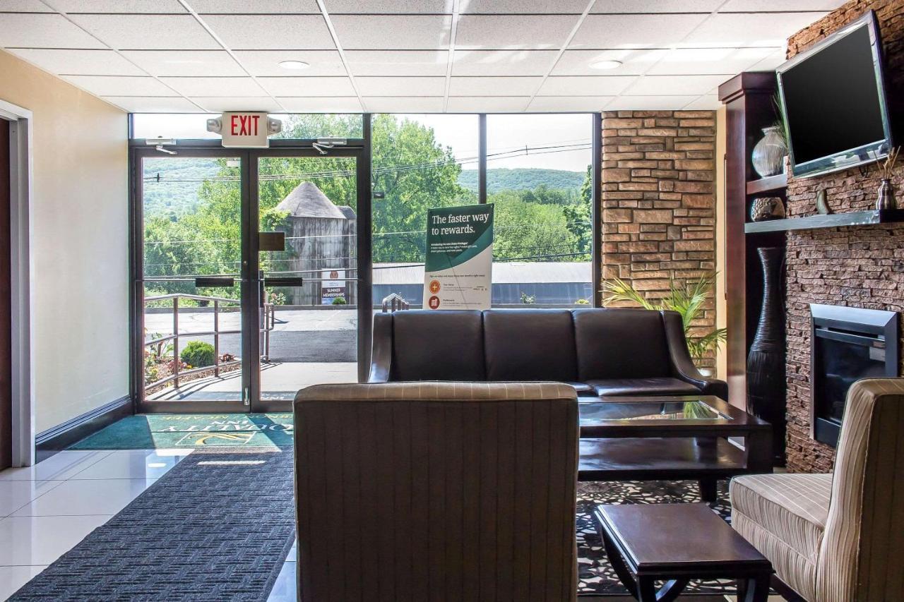 Quality Inn Near Mountain Creek Vernon Exterior foto